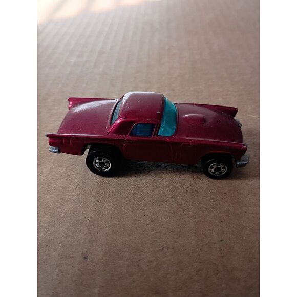 Hot Wheels ‘57 T-Bird 1981 Ford Metallic Red Thunderbird - Picture 5 of 6